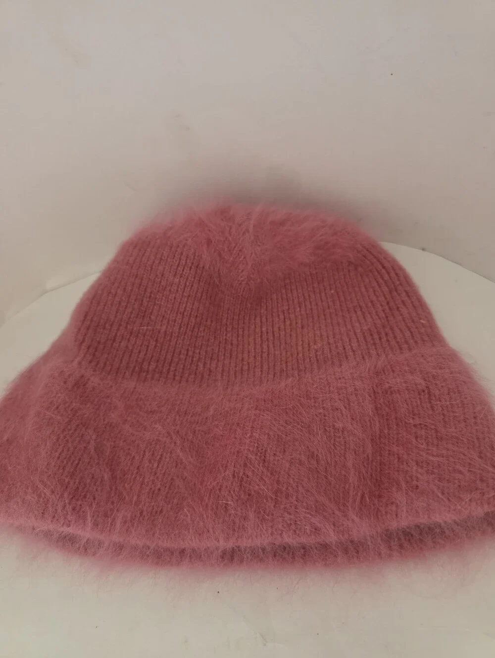 American Eagle Beanie Hat Women's Pink Mauve Lambswool Angora Blend Furry Winter